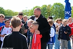 s5613_ARC-Foto_John_Heitinga_op_de_foto_met_fans.jpg
